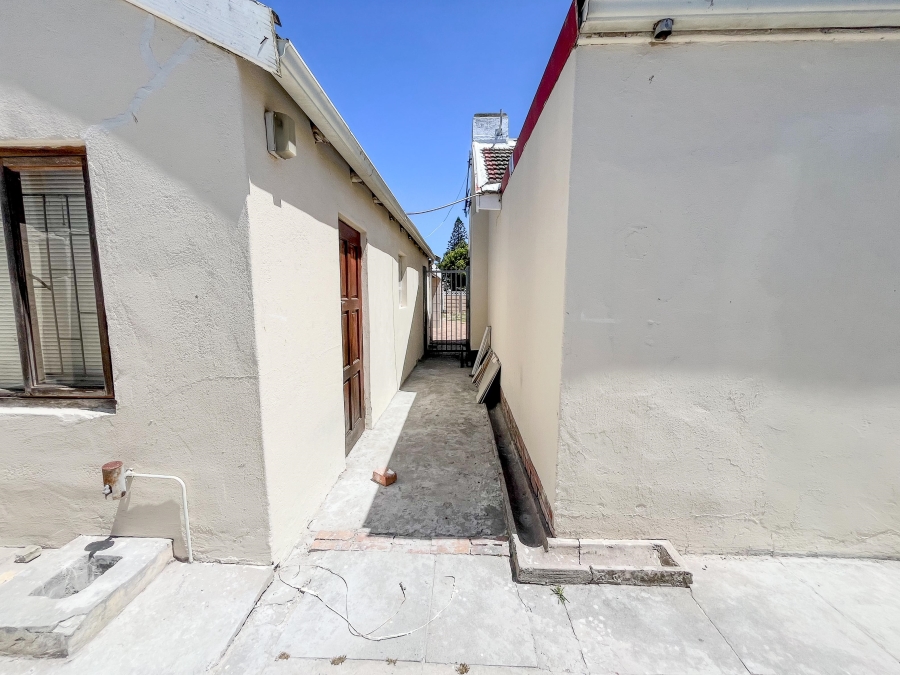 2 Bedroom Property for Sale in Thornton Western Cape